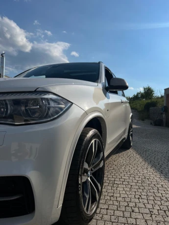 bmw-x5-m50-d-po-velkom-servise-big-2