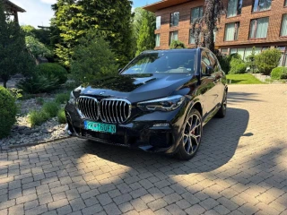 bmw-x5-bmw-x5-xdrive45e-m-sport-1-majitel-sk-full-vybava-zimne-kolesa