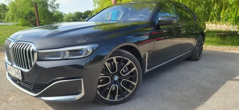 bmw-rad-7-740d-xdrive-at-250kw340hp-a8-big-0