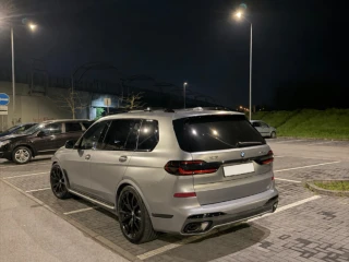 bmw-x7-xdrive-40d-mhev-at-259kw352hp-a8