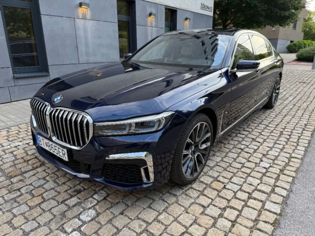 bmw-rad-7-750li-xdrive-at-390kw530hp-a8-big-0