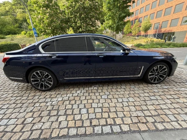 bmw-rad-7-750li-xdrive-at-390kw530hp-a8-big-3