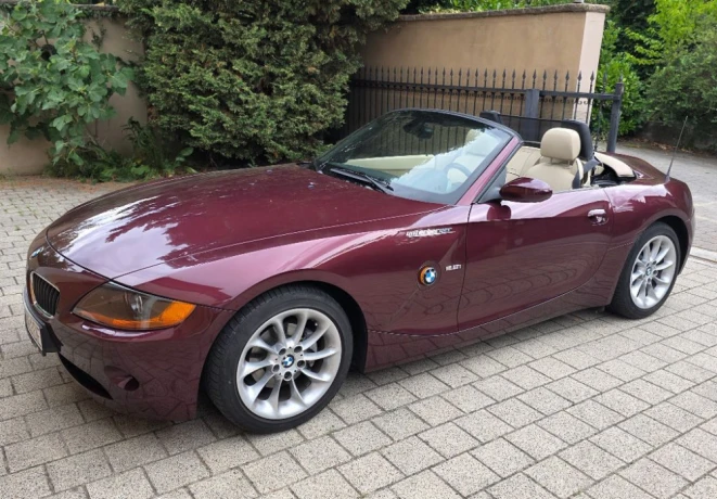 bmw-z4-25l-big-0
