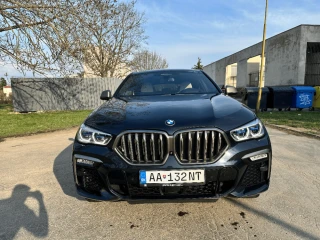 bmw-x6-m50i-390kw-zimneletne-komplety-laserlight-soft-close-plna-vybava