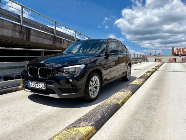 bmw-x1-sdrive-18d-at-105kw143hp-a8-big-1