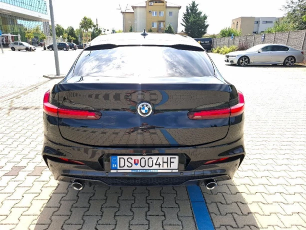 bmw-x4-x-drive-m-30-d-mhev-big-3
