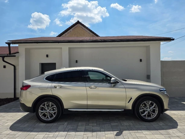 bmw-x4-xdrive20d-mhev-at-140kw190hp-a8-big-3