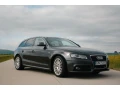 audi-a4-avant-20-tfsi-s-line-small-0
