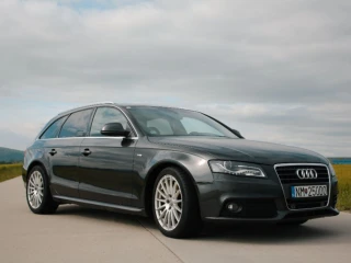 audi-a4-avant-20-tfsi-s-line