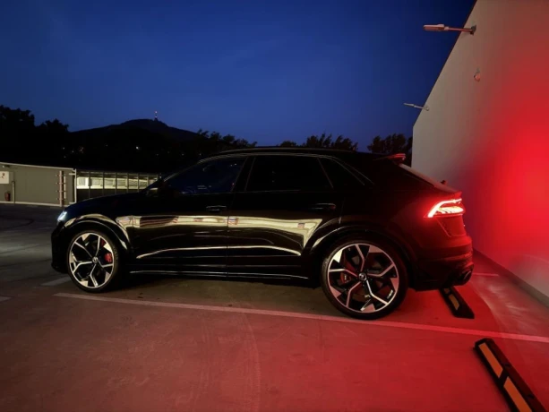 audi-rsq8-dynamik-max-vybava-big-3