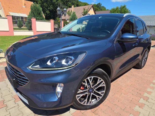 ford-kuga-25-duratec-hev-190k-titanium-x-awd-ecvt-big-1