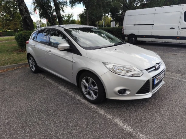 ford-focus-10-scti-trend-74kw100hp-m5-big-1