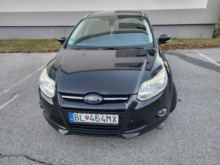 ford-focus-kombi-mk3-20-titanium