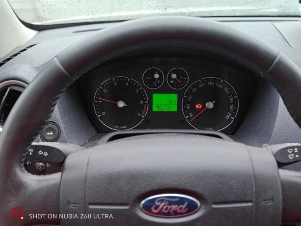 ford-fusion-ford-fusion-14-16v-titanium-134-000-km-automaticka-klimatizacia-velky-servis-big-3