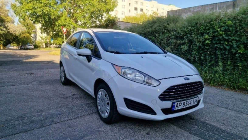 ford-fiesta-ford-fiesta-16-r-2019-benzinlpg-automat-ukrajinske-spz-big-3