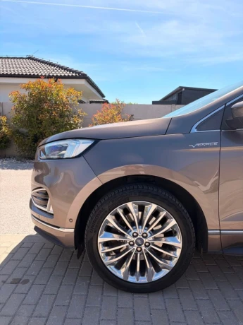 ford-edge-vignale-bi-turbo-awd-175kw-big-2