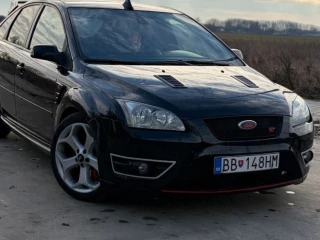 ford-focus-focus-25-20v-st-166kw225hp-m6