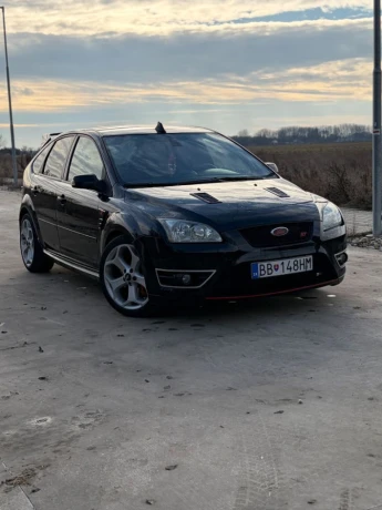 ford-focus-focus-25-20v-st-166kw225hp-m6-big-2