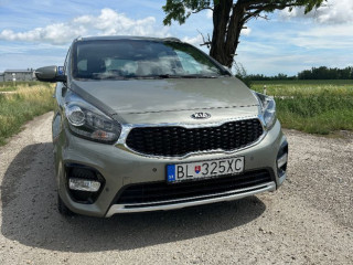 kia-carens-17-crdi