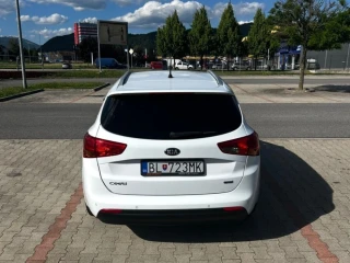 kia-ceed-sw-ceed-sw-16-crdi-vgt-team-slovakia-edition-94kw128hp-m6