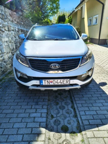 kia-sportage-20-crdi-4wd-lx-at-135kw-big-1