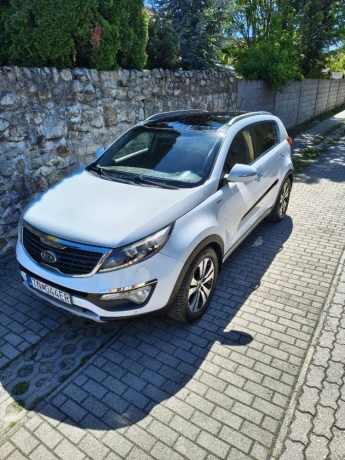 kia-sportage-20-crdi-4wd-lx-at-135kw-big-2