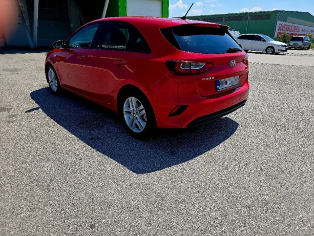 kia-ceed-14-cvvt-big-1