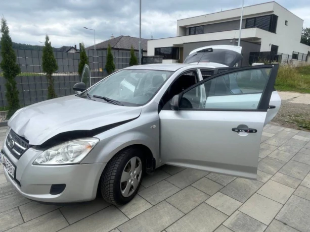 kia-ceed-14-benzin-big-3