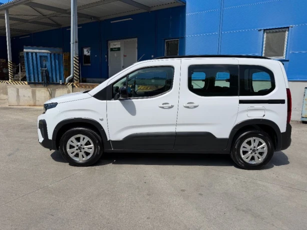 peugeot-rifter-15-bluehdi-100-allure-75kw102hp-m6-big-0