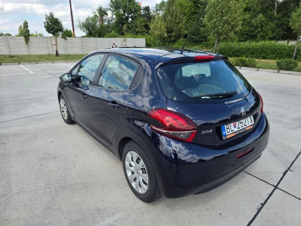 peugeot-208-12-puretech-active-60kw82hp-m5-big-1