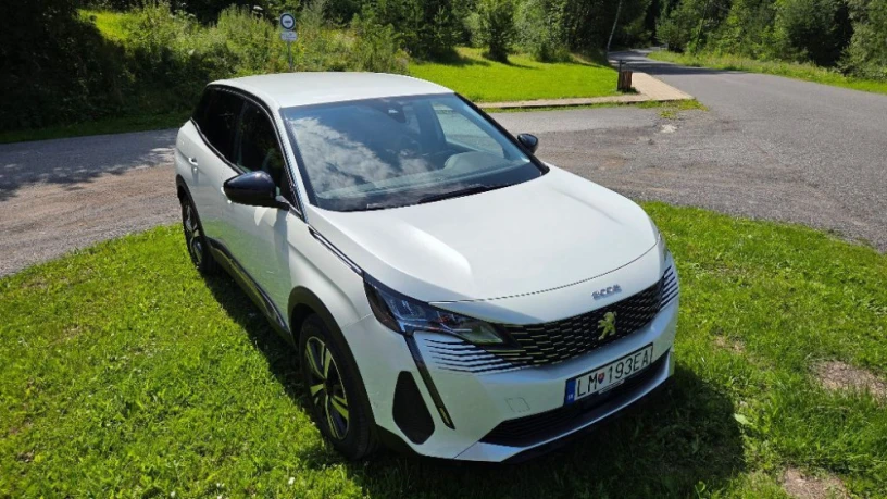 peugeot-3008-12-puretech-130k-allure-pack-96kw130hp-m6-big-2