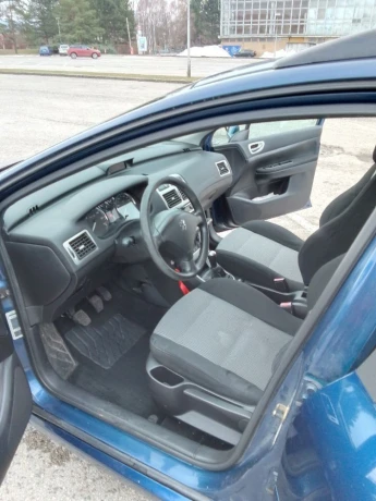 peugeot-307-sw-break-big-3