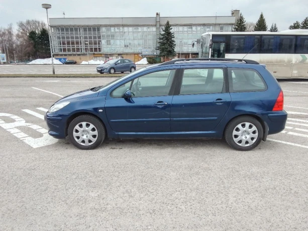 peugeot-307-sw-break-big-0