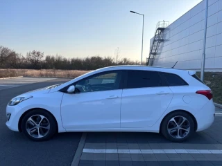 hyundai-i30-cw-16-gdi-7-dct