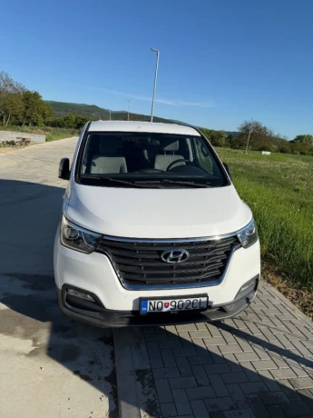 hyundai-h1-h-1-25-crdi-vgt-e6-tour-at-125kw170hp-a5-big-2