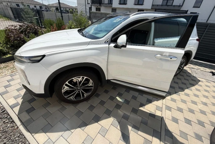 hyundai-santa-fe-22-crdi-premium-4x4-at-147kw198hp-a8-big-2