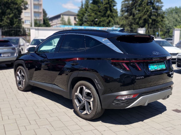 hyundai-tucson-16t-plug-in-hybrid-4x4-122022-v-zaruke-big-1