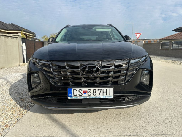 hyundai-tucson-16-t-gdi-hev-premium-4x4-132kw180hp-a6-big-1