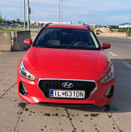 hyundai-i30-cw-kombi-66-000km-73kw100hp-stk-2028-big-0