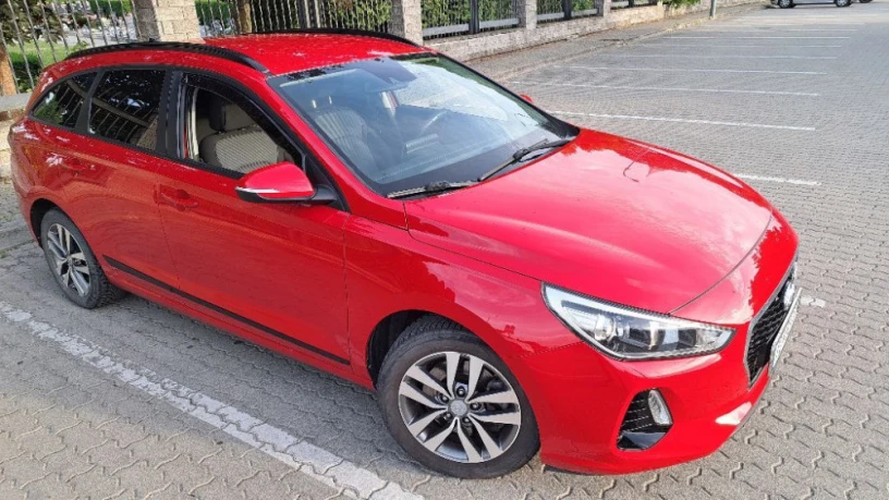 hyundai-i30-cw-kombi-66-000km-73kw100hp-stk-2028-big-2