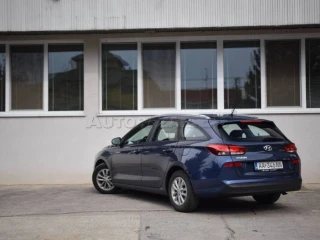 hyundai-i30-cw-10-t-gdi-comfort-120hp-top-stav-nova-stk-top-cena