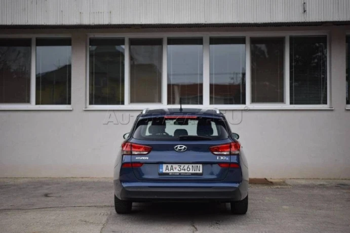 hyundai-i30-cw-10-t-gdi-comfort-120hp-top-stav-nova-stk-top-cena-big-3