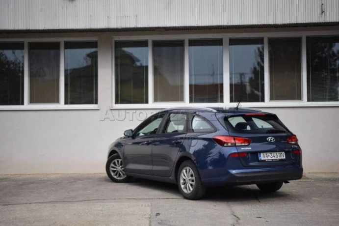 hyundai-i30-cw-10-t-gdi-comfort-120hp-top-stav-nova-stk-top-cena-big-0