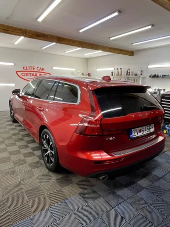 volvo-v60-d4-momentum-pro-awd-at-140kw190hp-a8-big-1
