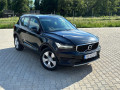 volvo-xc40-t2-momentum-at-95kw129hp-a8-small-1
