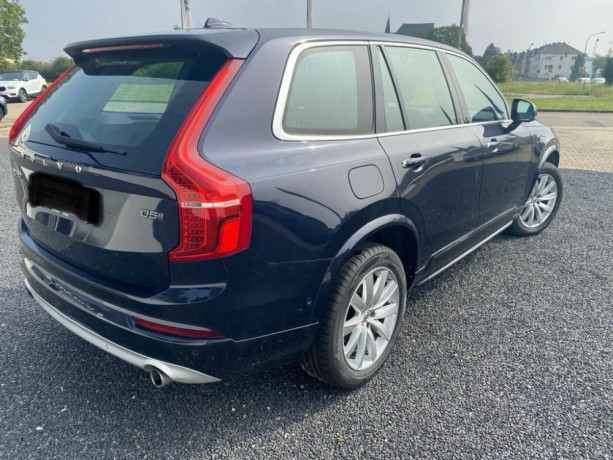 volvo-xc90-xc-90-d5-drive-e-momentum-awd-at-165kw225hp-a8-big-0