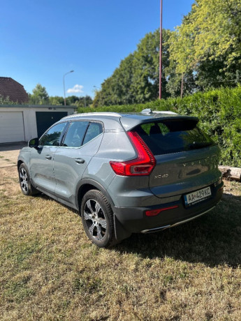 volvo-xc40-d3-inscription-at-110kw150hp-a8-big-1
