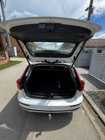 volvo-v60-volvo-v60-plug-in-hybrid-big-3