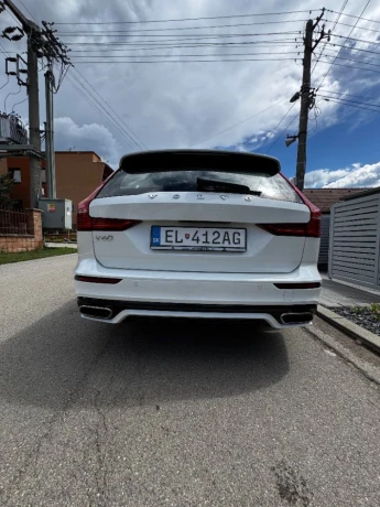 volvo-v60-volvo-v60-plug-in-hybrid-big-0