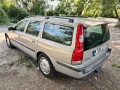 volvo-v70-24-t-at-awd-147kw-pre-fanusika-alebo-na-projekt-small-1